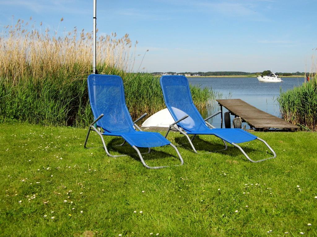 Ferienwohnung Seerose Neppermin Extérieur photo
